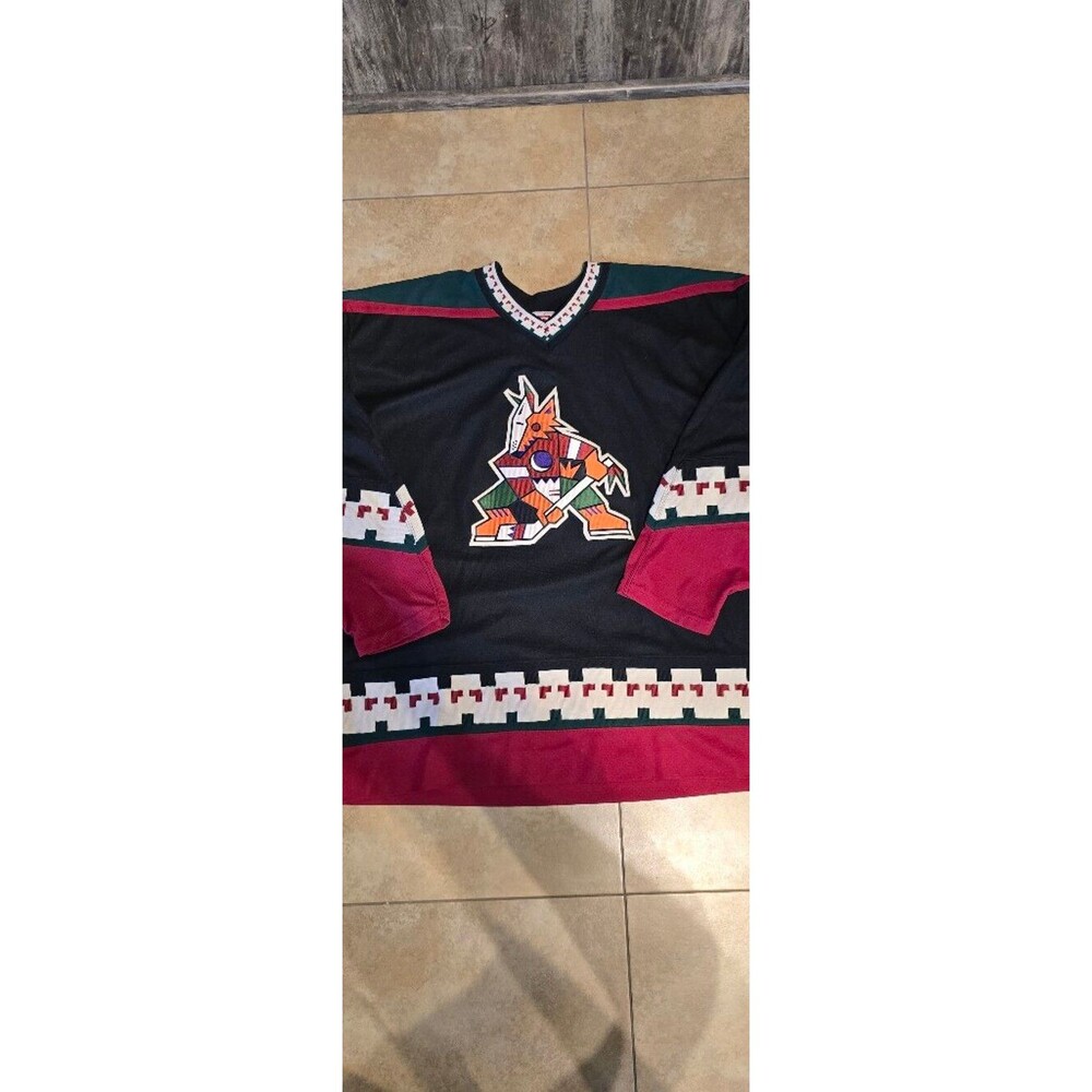 Vintage Phoenix Coyotes XL CCM Black and Burgundy Hockey Jersey